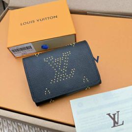 Picture of LV Wallets _SKUfw152044511fw